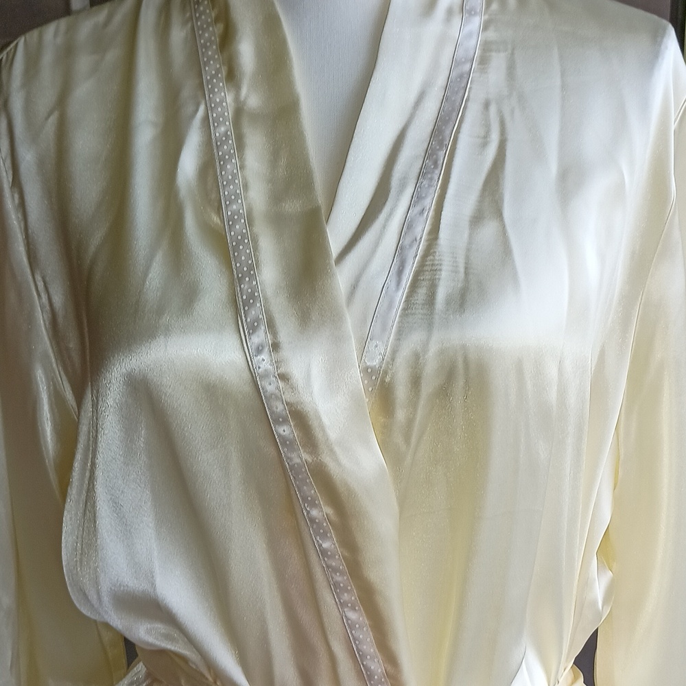 Morgan Taylor Intimates NWT Robe - Picture 2 of 6